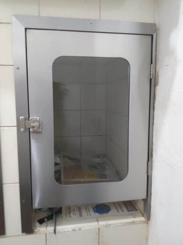 Puertas acero inoxidable para perreras de concreto - Imagen 3